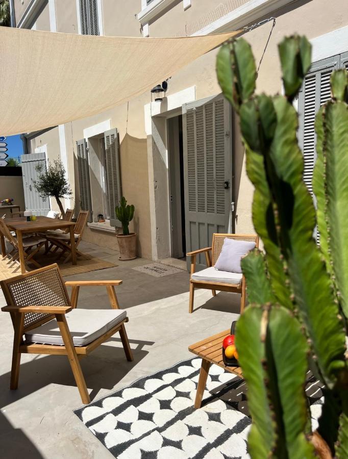 Casa Andrea Appartement Tout A Pied Avec Grand Jardin Sanary-sur-Mer Zewnętrze zdjęcie