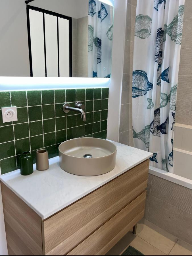 Casa Andrea Appartement Tout A Pied Avec Grand Jardin Sanary-sur-Mer Zewnętrze zdjęcie