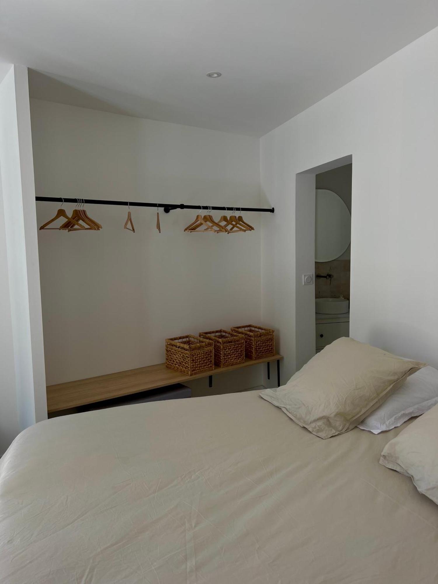 Casa Andrea Appartement Tout A Pied Avec Grand Jardin Sanary-sur-Mer Zewnętrze zdjęcie