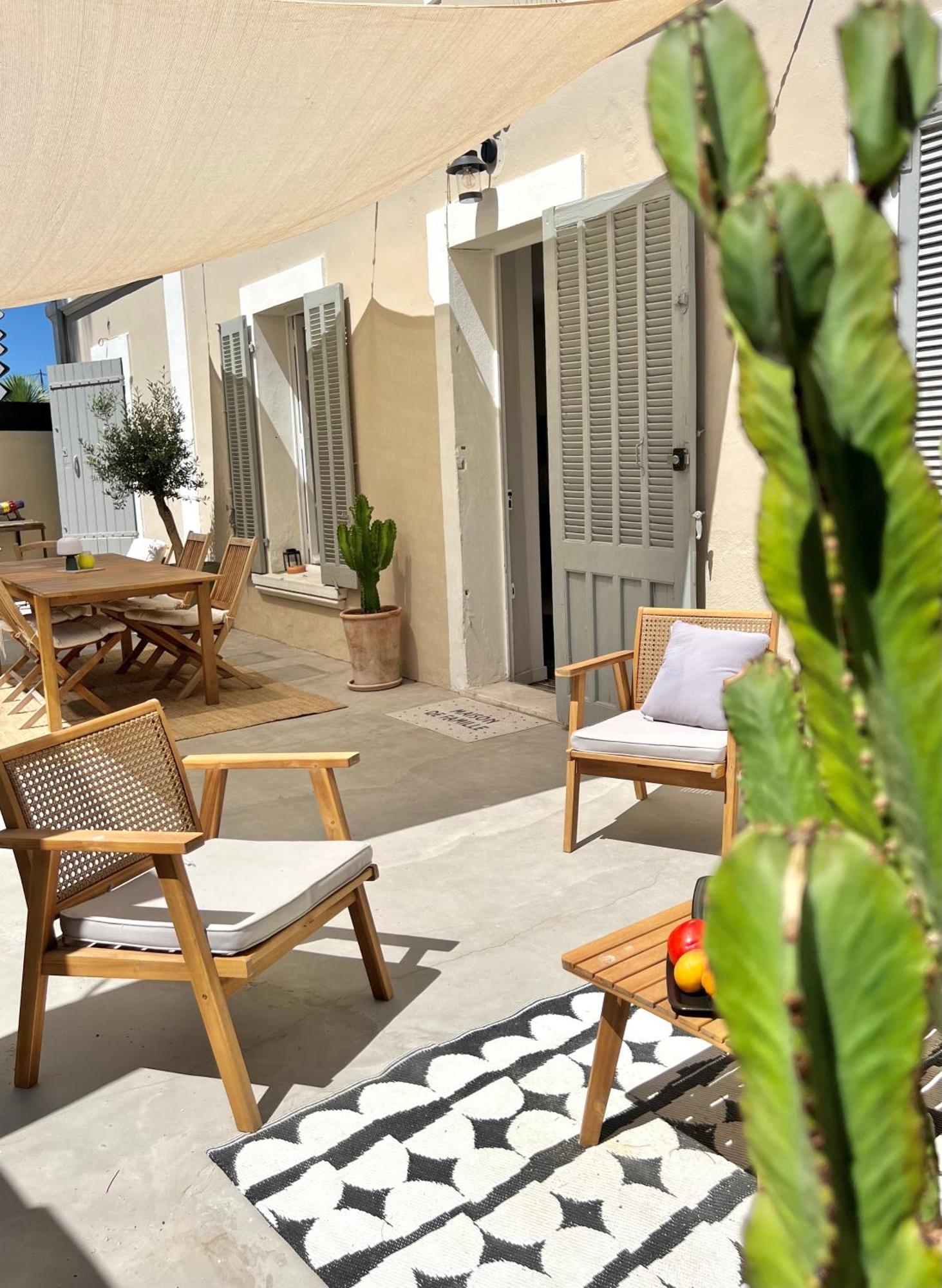 Casa Andrea Appartement Tout A Pied Avec Grand Jardin Sanary-sur-Mer Zewnętrze zdjęcie